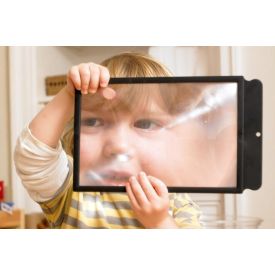 Large sheet magnifier